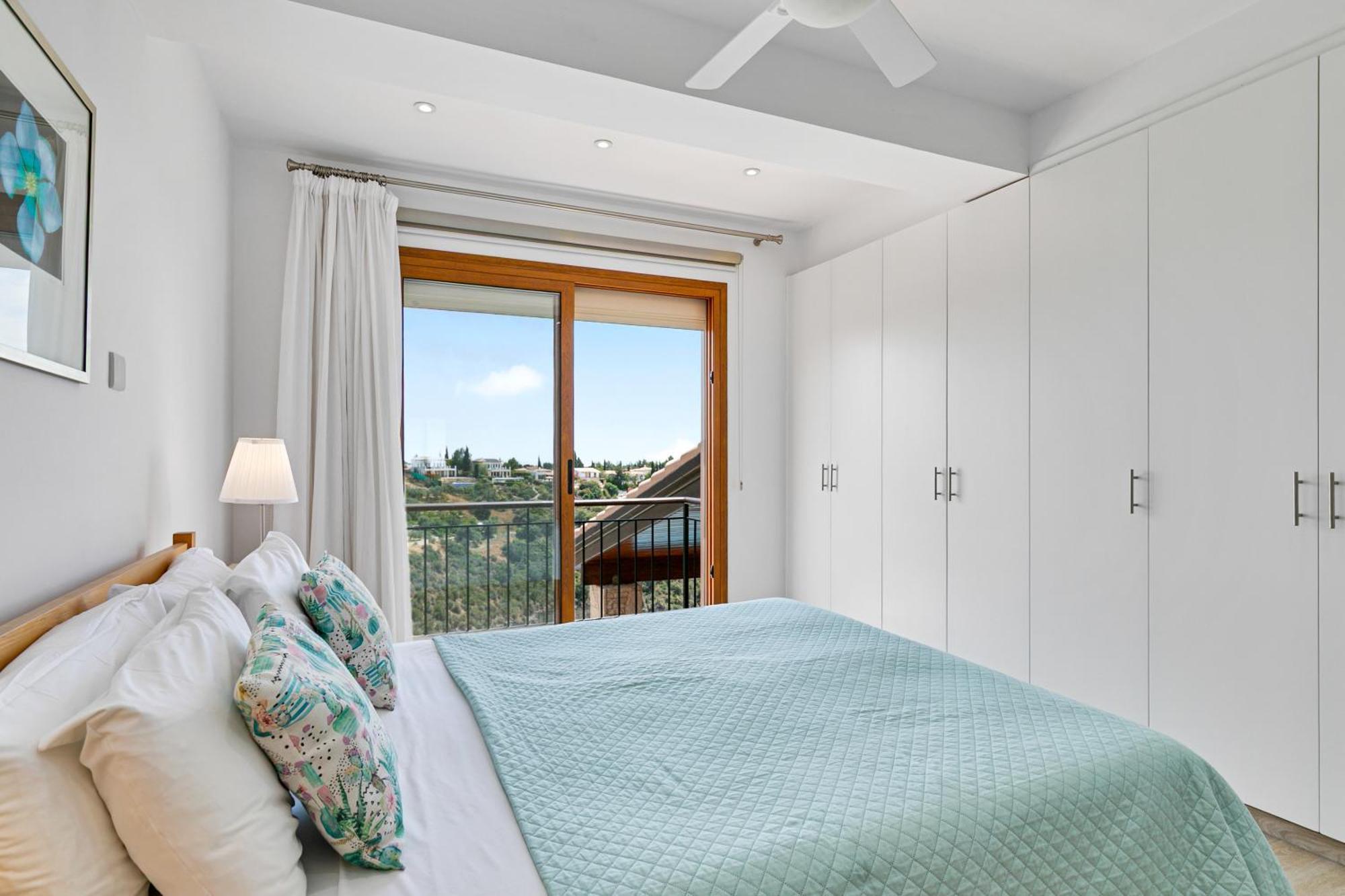 4 Bedroom Villa Helidoni With Private Infinity Pool, Aphrodite Hills Resort Kouklia Bagian luar foto